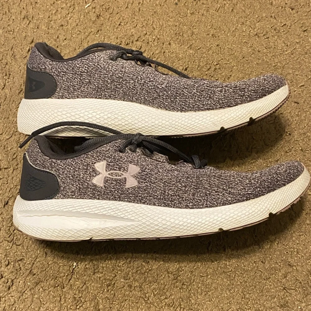 Under Armour Charged Pursuit 2 Twist Running Shoes Purple 3023305–500 Womens 9.5